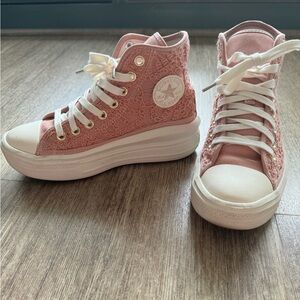 CONVERSE Chuck Taylor All Star Move Platform Daisy Cord Hi Top Shoe